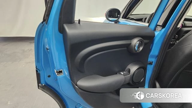 Mini Cooper id 4620222 из Кореи 17