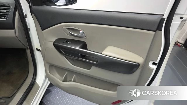Kia The New Carnival id 4251122 из Кореи 17