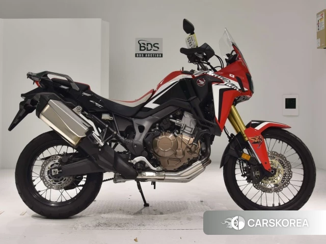 Проданный Honda CRF1000L AFRICA TWIN 2016 из Японии