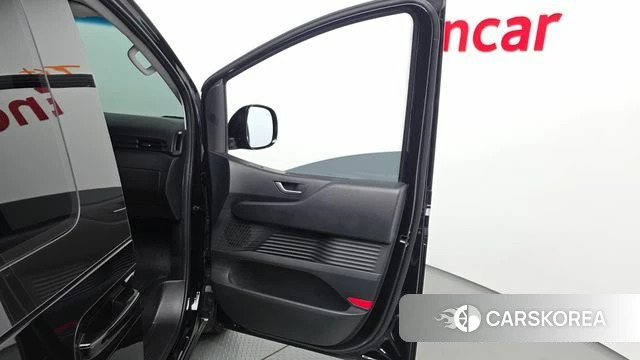 Hyundai Staria id 4468596 из Кореи 17