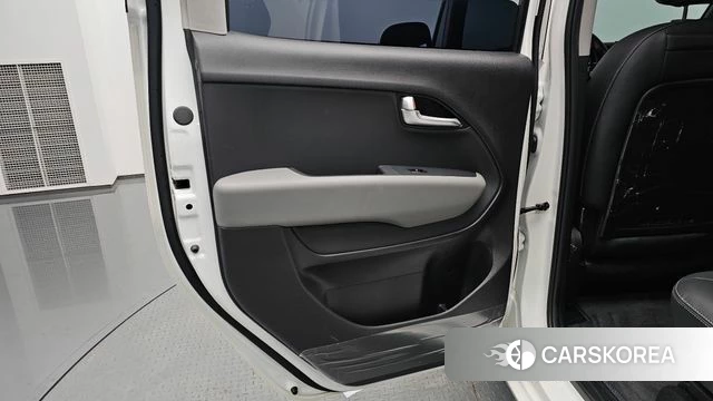 Kia The New Kia Ray id 4602488 из Кореи 17