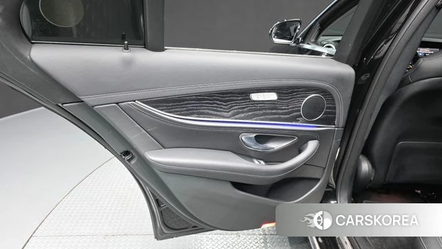 Mercedes-Benz E-Class W213 id 4849416 из Кореи 17