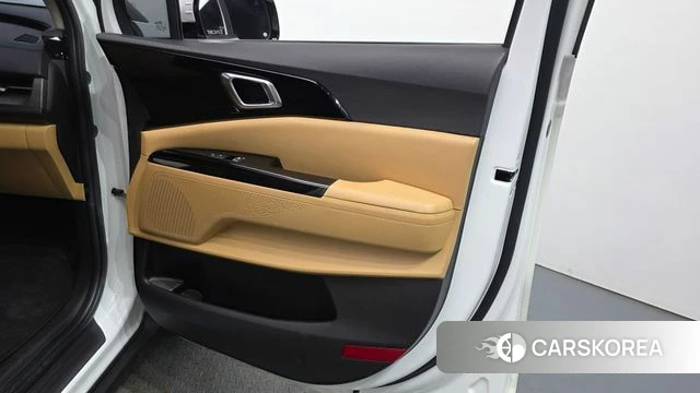 Kia Carnival 4th generation id 4294158 из Кореи 17