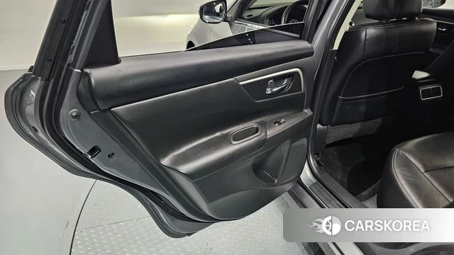 Nissan Altima id 4188408 из Кореи 17