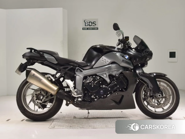 Проданный BMW K1300R 2011 из Японии