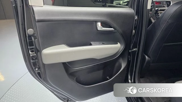 Kia The New Ray id 4196576 из Кореи 17