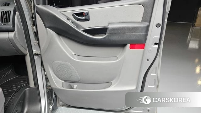 Hyundai The New Grand Starex id 4895132 из Кореи 17