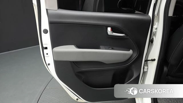 Kia The New Kia Ray EV id 4767873 из Кореи 17