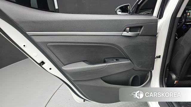 Hyundai Avante AD id 4520824 из Кореи 17