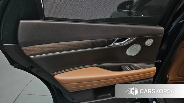 Genesis Electrified G80 (RG3) id 4572957 из Кореи 17