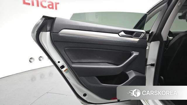 Volkswagen Arteon id 4232890 из Кореи 17