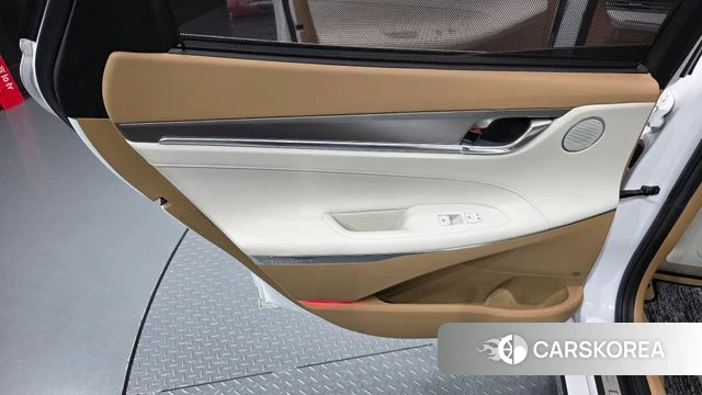 Hyundai The New Grandeur IG id 4666947 из Кореи 17