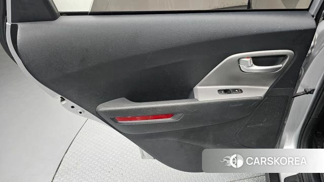 Kia Niro Plus id 4905828 из Кореи 17
