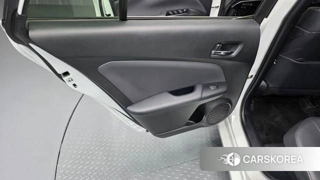 Toyota Prius Prime id 4697340 из Кореи 17