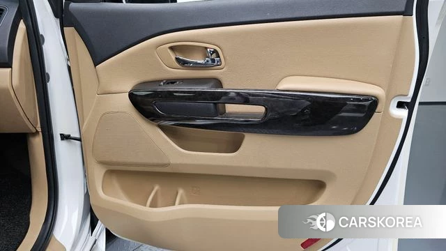 Kia The New Carnival id 4703303 из Кореи 17