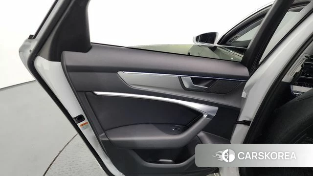 Audi A6 (C8) id 4202593 из Кореи 17