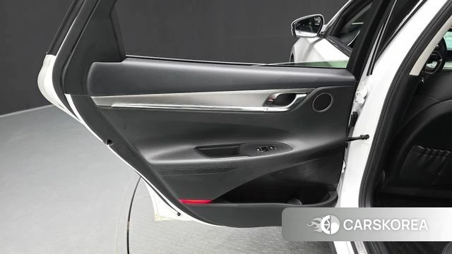 Hyundai The New Grandeur IG id 4631365 из Кореи 17