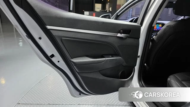 Hyundai The New Avante AD id 4551756 из Кореи 17