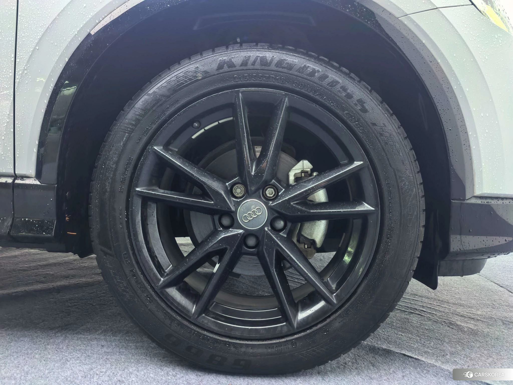 Audi Q2L id 4493097 из Китая 17