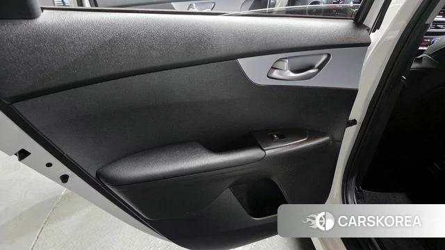 Kia The New K3 2nd generation id 4201969 из Кореи 17