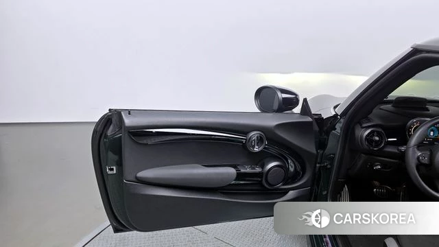 Mini Cooper S id 4267677 из Кореи 17