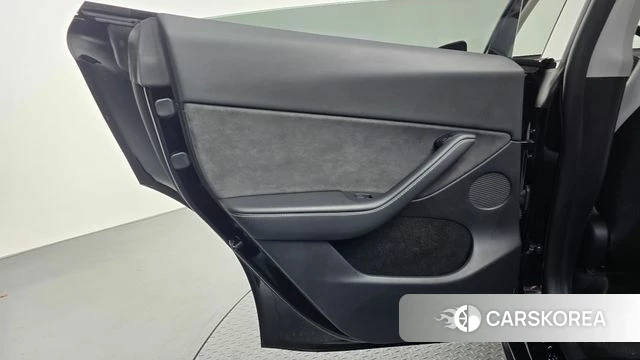 Tesla Model Y id 4871204 из Кореи 17