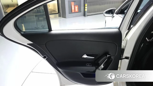 Mercedes-Benz A-Class W177 id 4482480 из Кореи 17