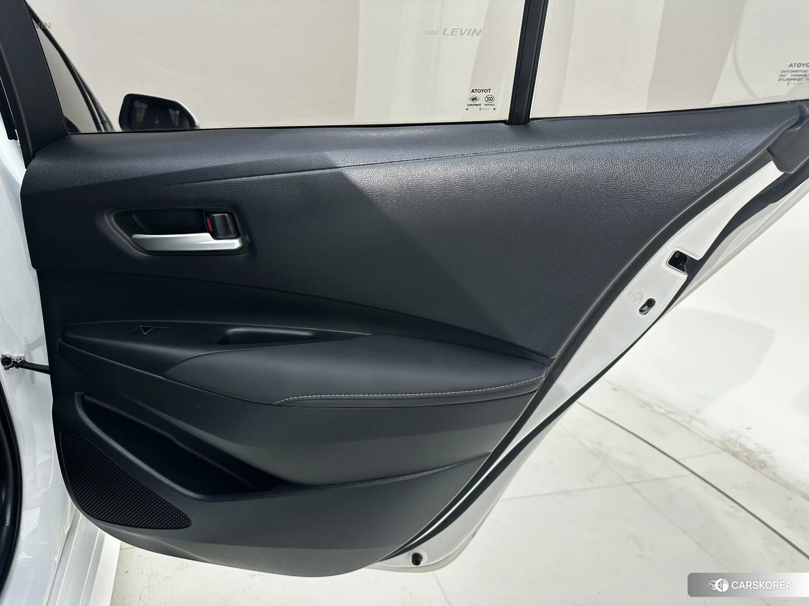 Toyota Lei Ling id 4498851 из Китая 17
