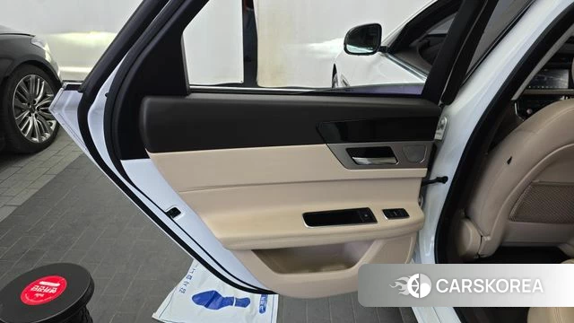 Jaguar XF (X260) id 4447066 из Кореи 17