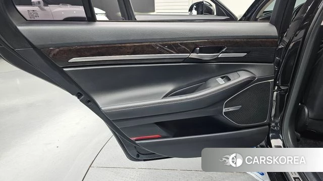 Genesis G90 id 4895250 из Кореи 17