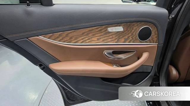 Mercedes-Benz E-Class W213 id 4560833 из Кореи 17