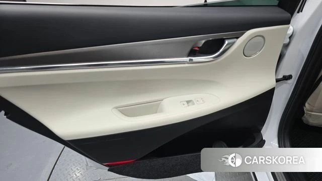 Hyundai The New Grandeur IG Hybrid id 4676556 из Кореи 17
