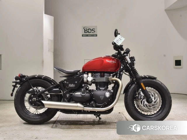 Проданный Triumph BONNEVILLE BOBBER 2023 из Японии, фото 2