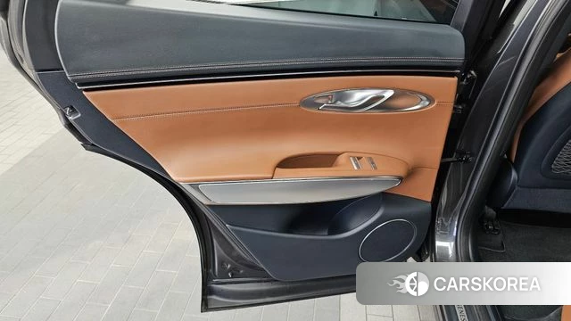 Genesis GV70 id 4849138 из Кореи 17