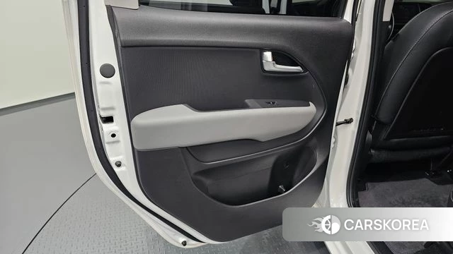 Kia The New Kia Ray EV id 4834319 из Кореи 17