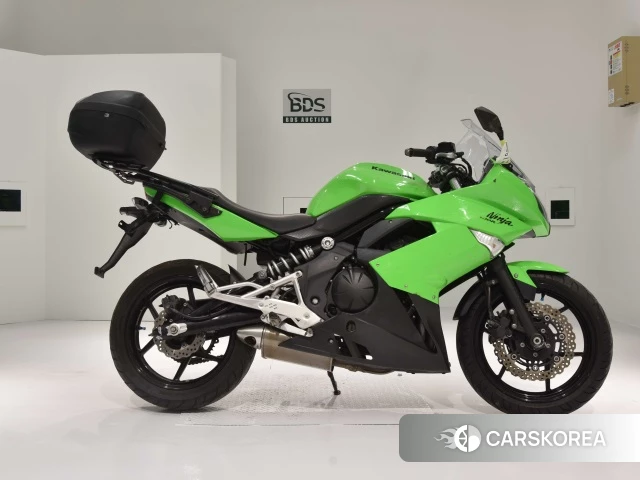 Проданный Kawasaki NINJA 400R 2010 из Японии