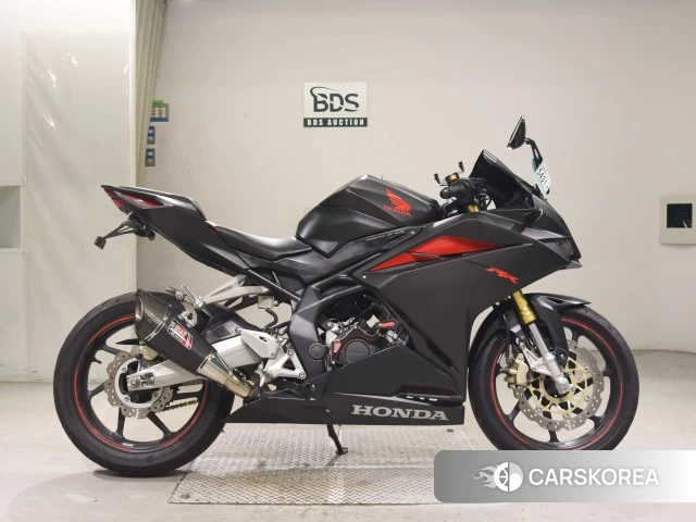 Проданный Honda CBR250RR 2017 из Японии