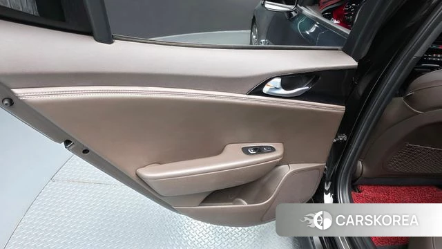 Kia Stinger id 4403621 из Кореи 17