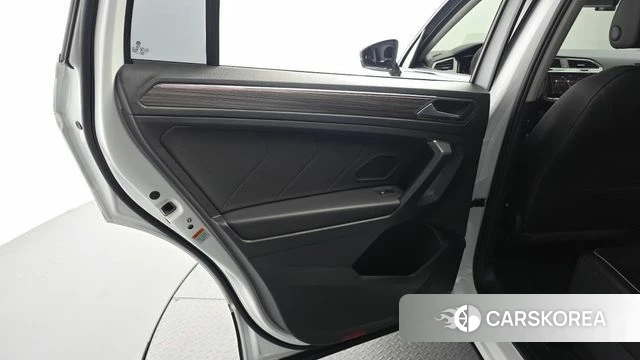 Volkswagen Tiguan Allspace id 4863706 из Кореи 17