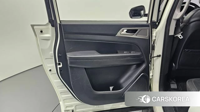 Ssangyong Rexton Sports id 4232796 из Кореи 17