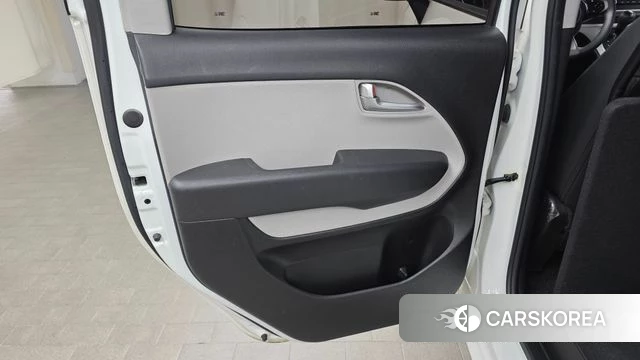 Kia The New Ray id 4793488 из Кореи 17