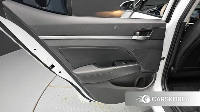 Hyundai The New Avante AD id 4447377 из Кореи 17