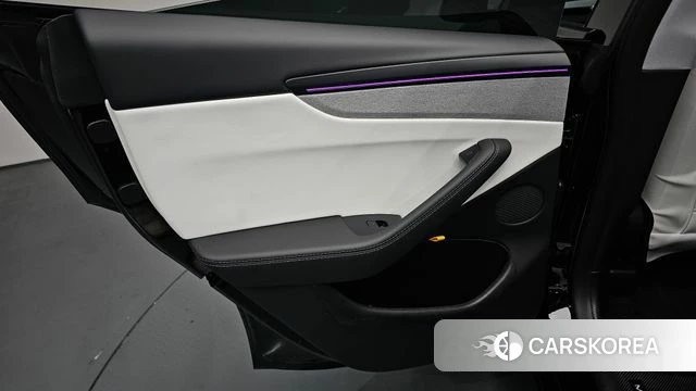 Tesla Model Y id 4432320 из Кореи 17