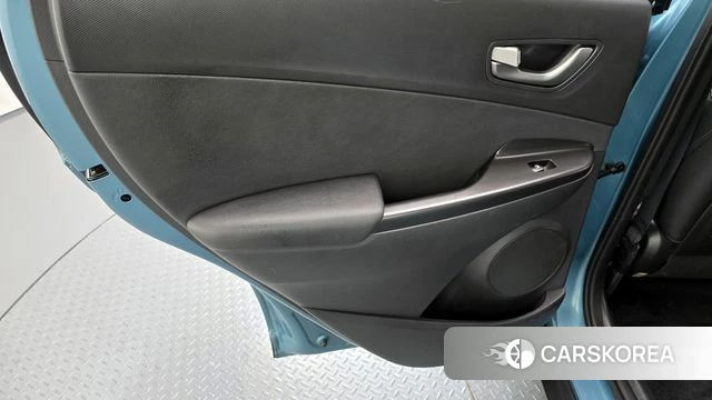 Hyundai Kona Hybrid id 4371195 из Кореи 17