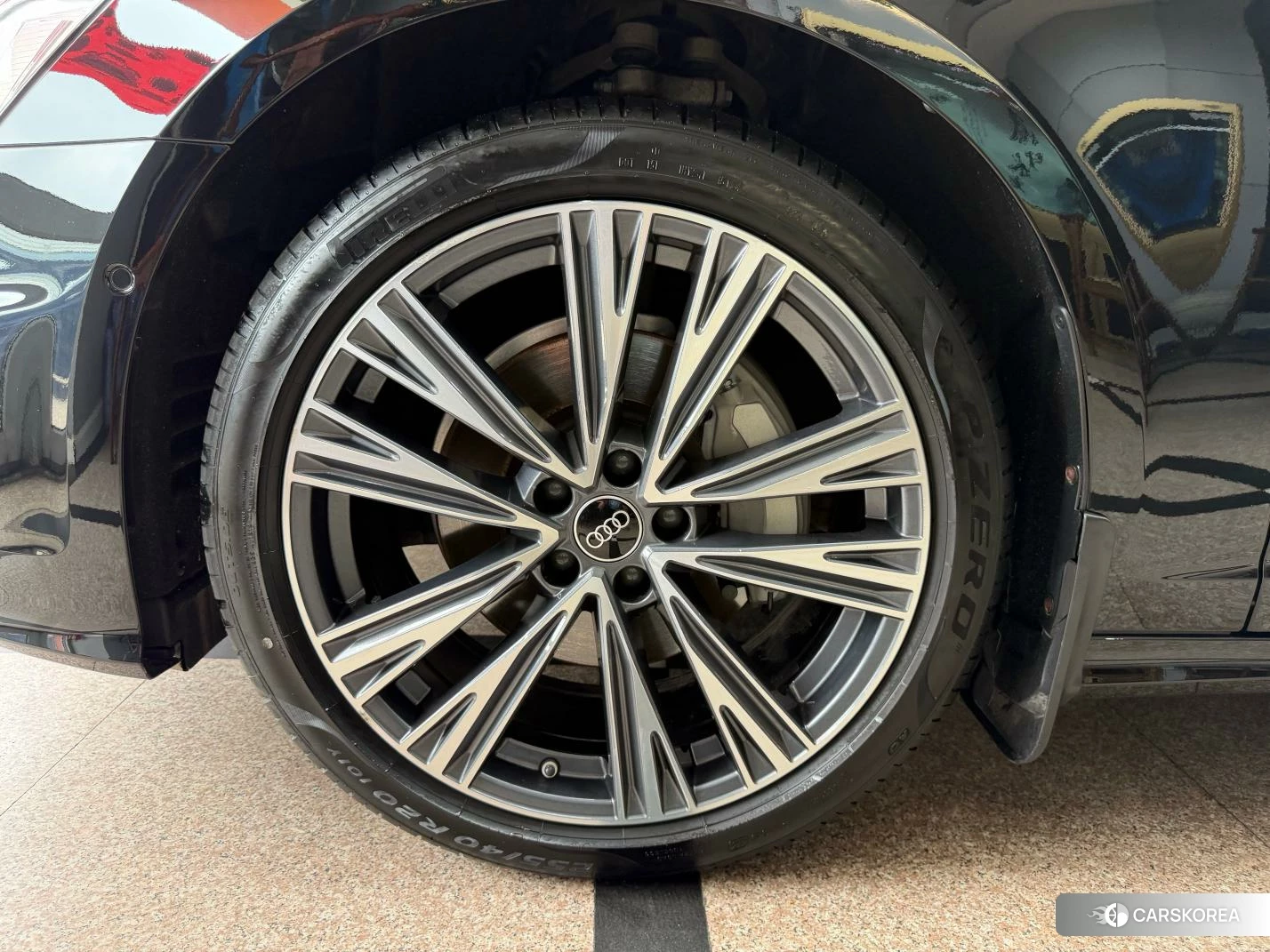 Audi A6L id 4473608 из Китая 17