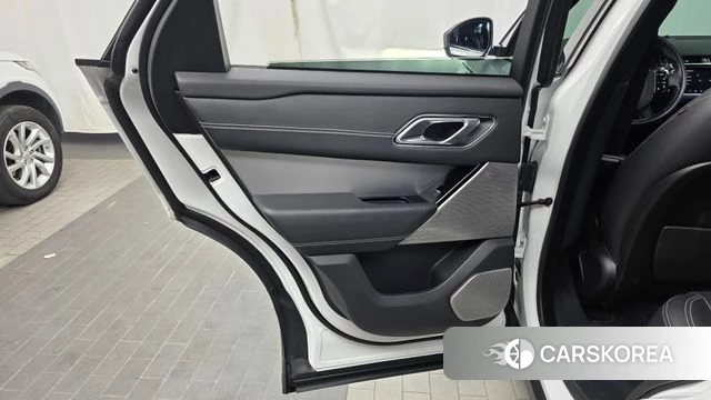 Land Rover Range Rover Velar id 4689034 из Кореи 17