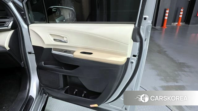 Toyota Sienna 4th Generation id 4322702 из Кореи 17