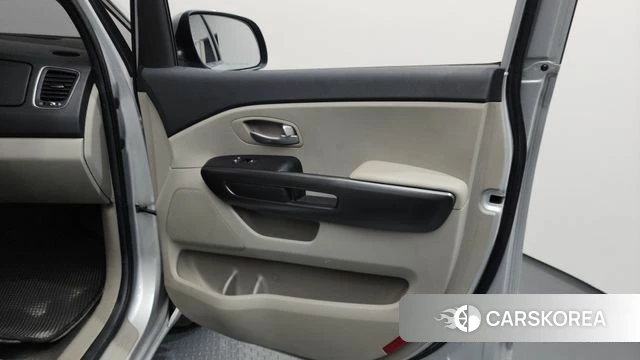 Kia The New Carnival id 4490385 из Кореи 17