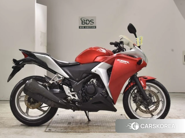 Проданный Honda CBR250R ABS 2011 из Японии, фото 2