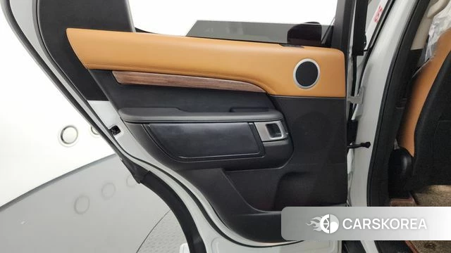 Land Rover Discovery 5 id 4448138 из Кореи 17